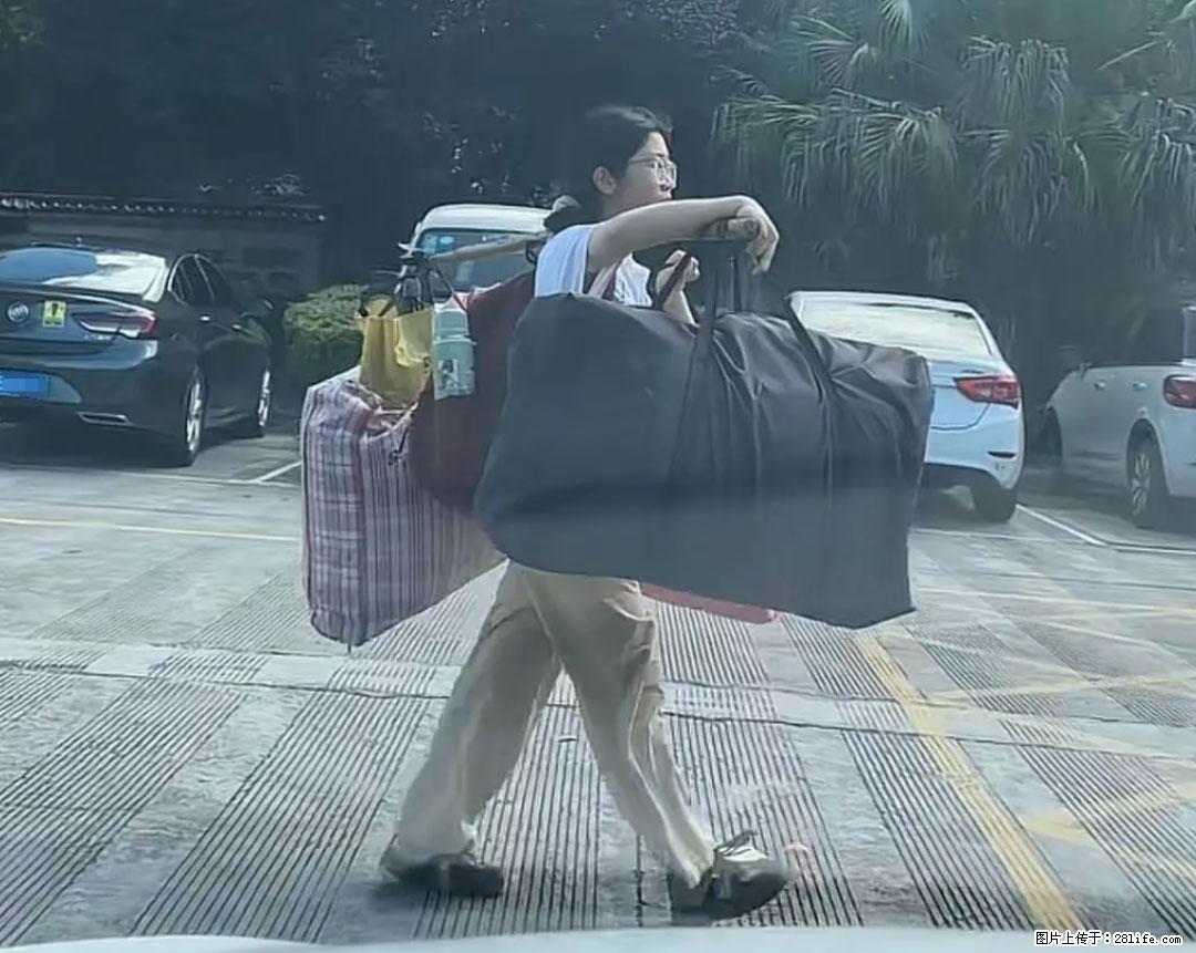 全网追的“扁担女孩”，找了一份暑假工，时薪12元 - 邢台生活资讯 - 邢台28生活网 xt.28life.net